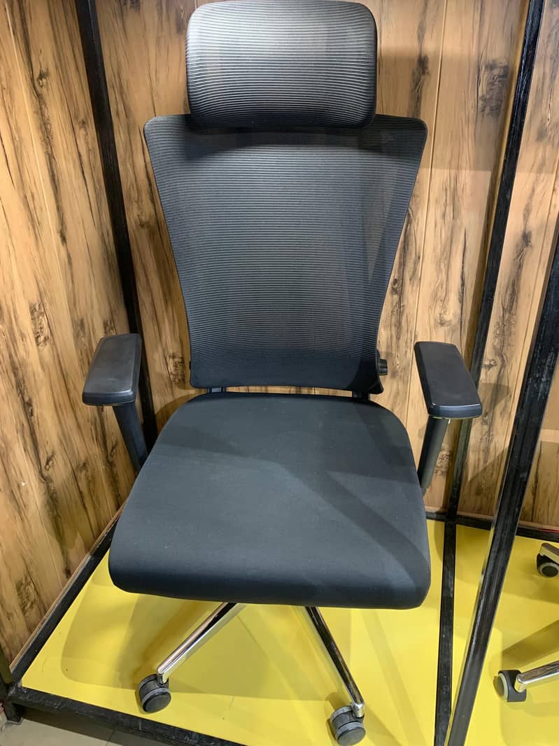 Executive Chair 15
