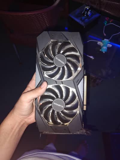 GTX 1660 super 6 gb gigabyte