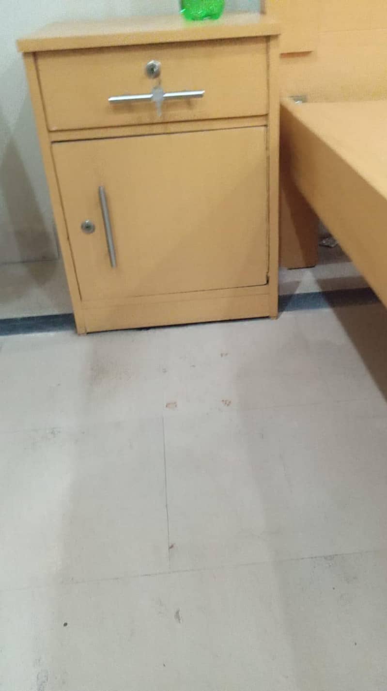 single bed with side table 1