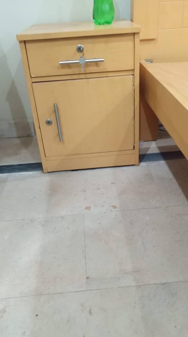 single bed with side table 4