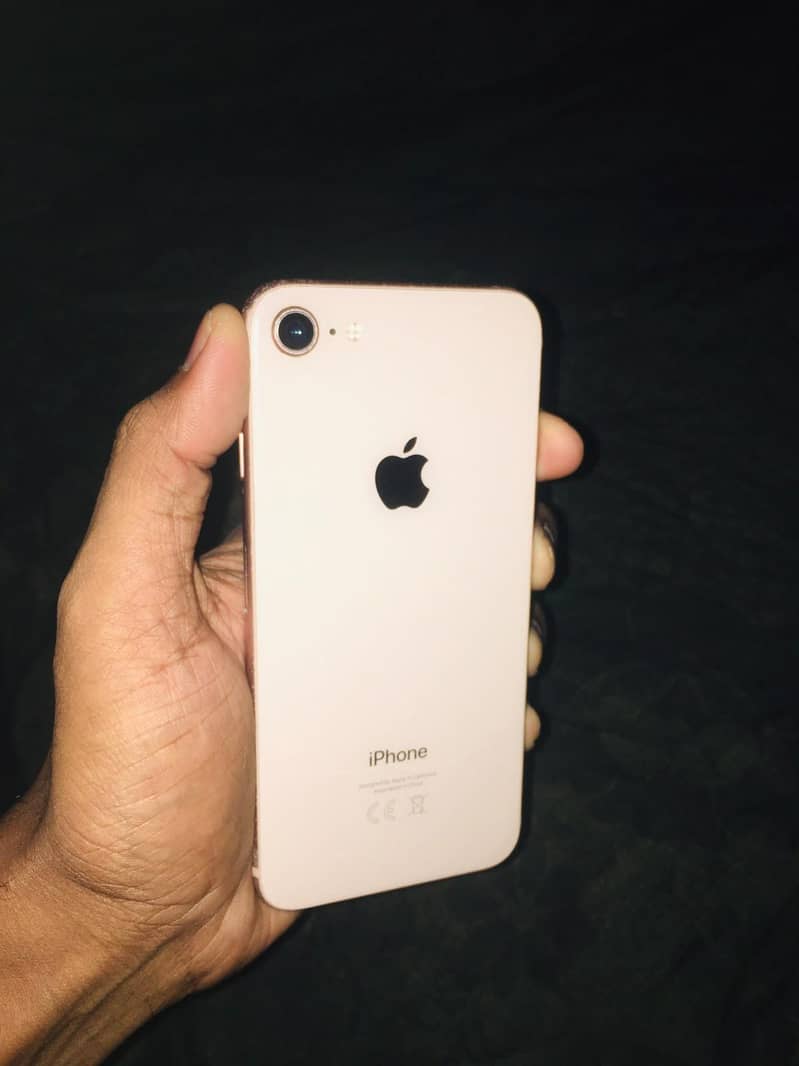 Apple iPhone 8 0