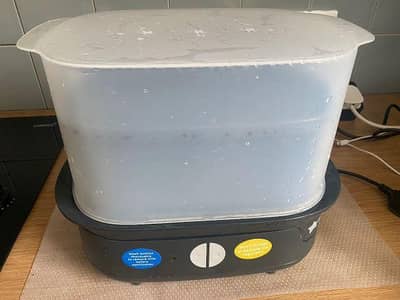 Tommee Tippee Black Electric Steam Streliser