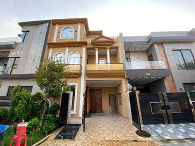 5 Marla House For Sale Crystal Block, Park View City Lahore