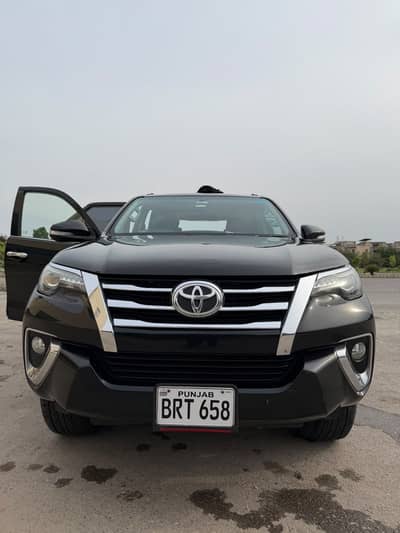 Toyota Fortuner V 2017