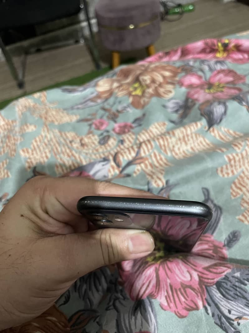 Apple iPhone 11 2