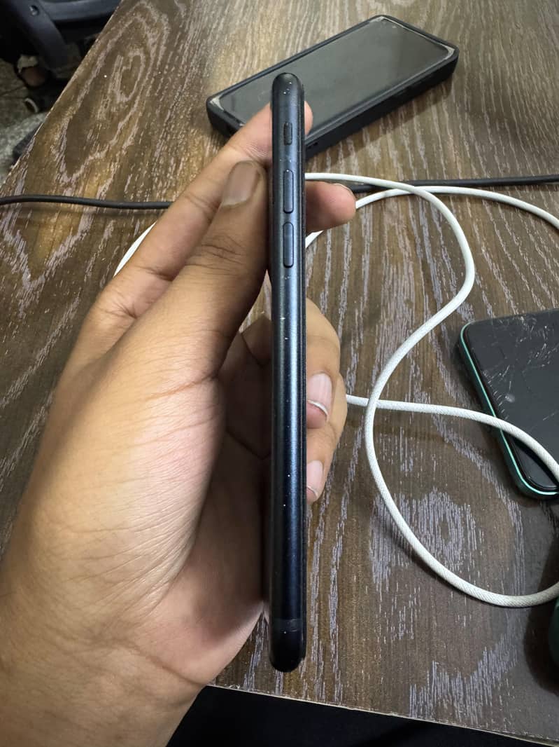 Apple iPhone SE 6