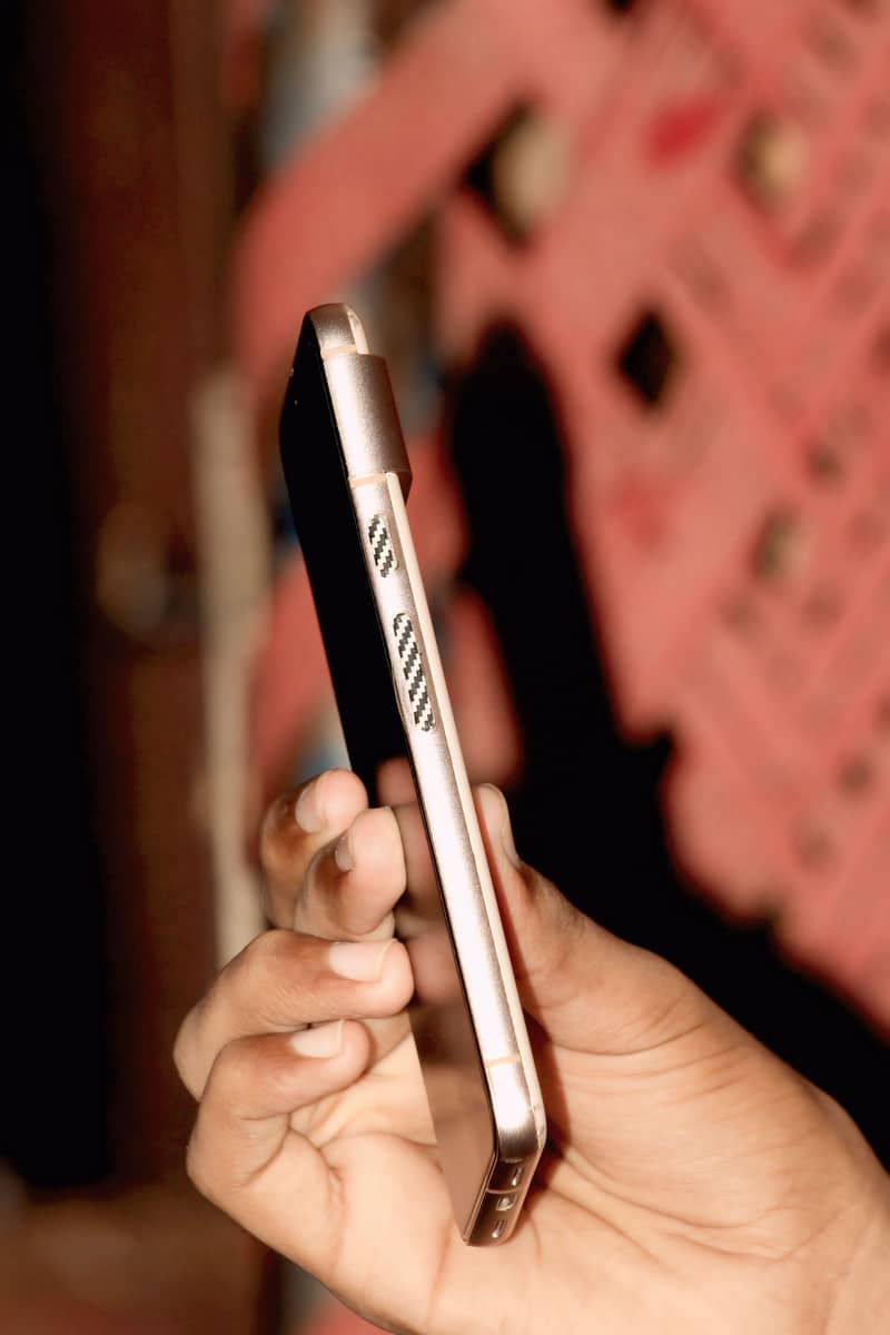 Google Pixel 8 5