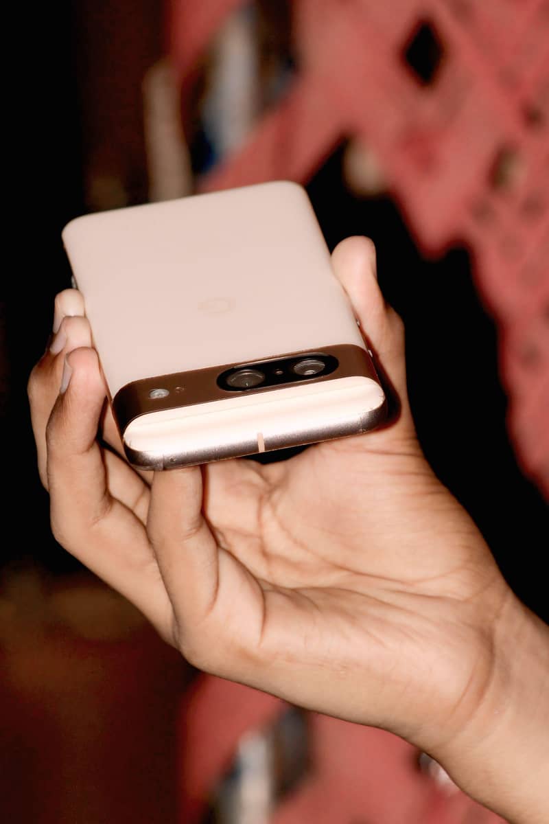 Google Pixel 8 7