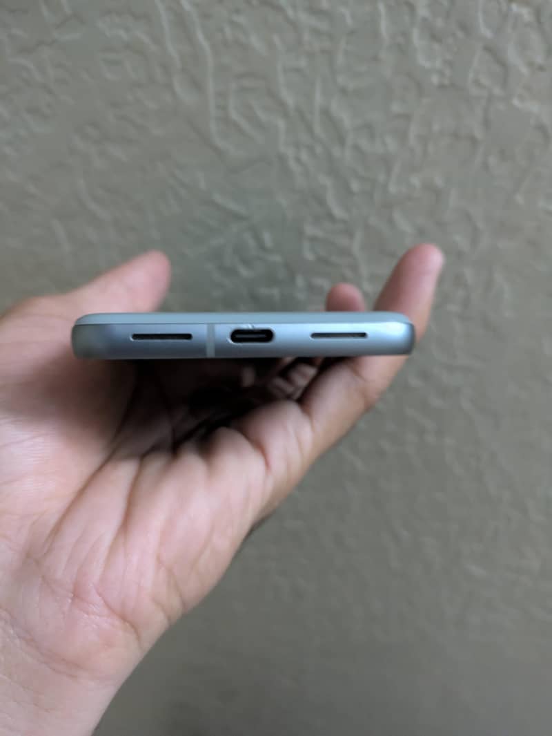 Google Pixel 8 3
