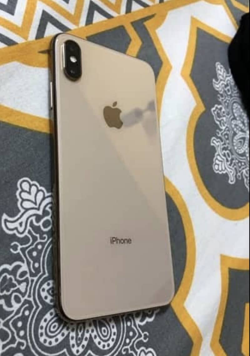 iPhone XS Max 1