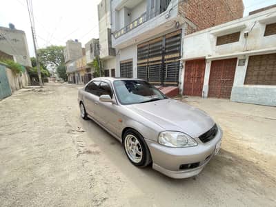 Honda Civic Oriel 2000