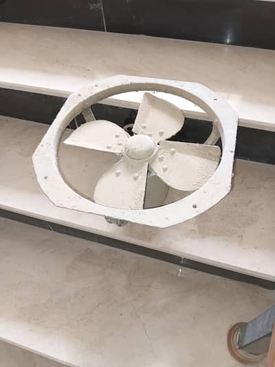 EXHAUST FAN running condition store mein para tha final 1500