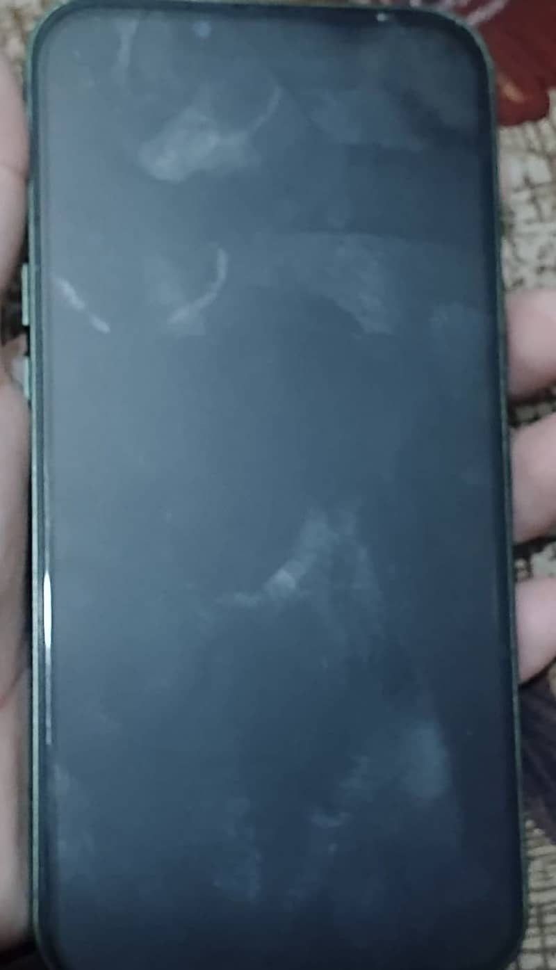 Apple iPhone 13 1