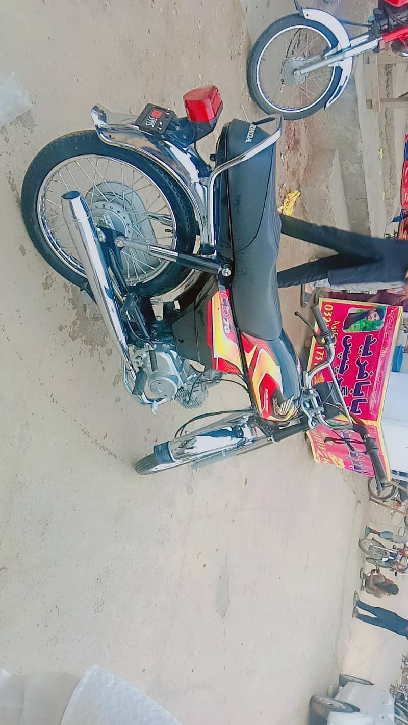 CD 70CC 1