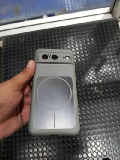 Google Pixel 8 8GB 256GB – Excellent Condition