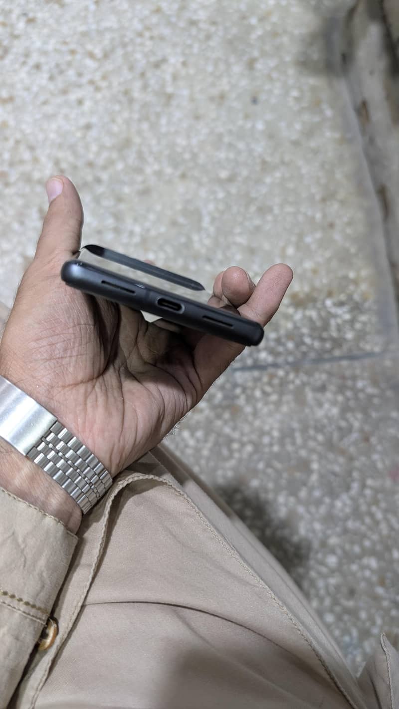 Google pixel 7 4