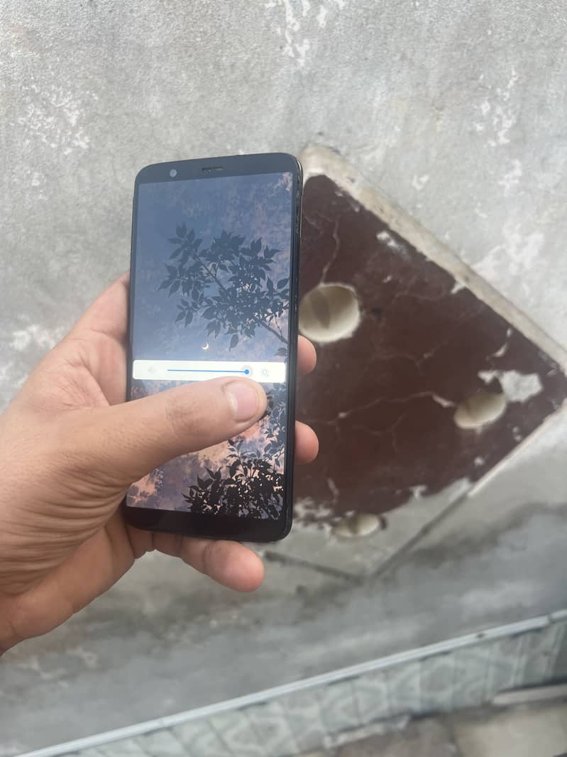one plus 5t 4