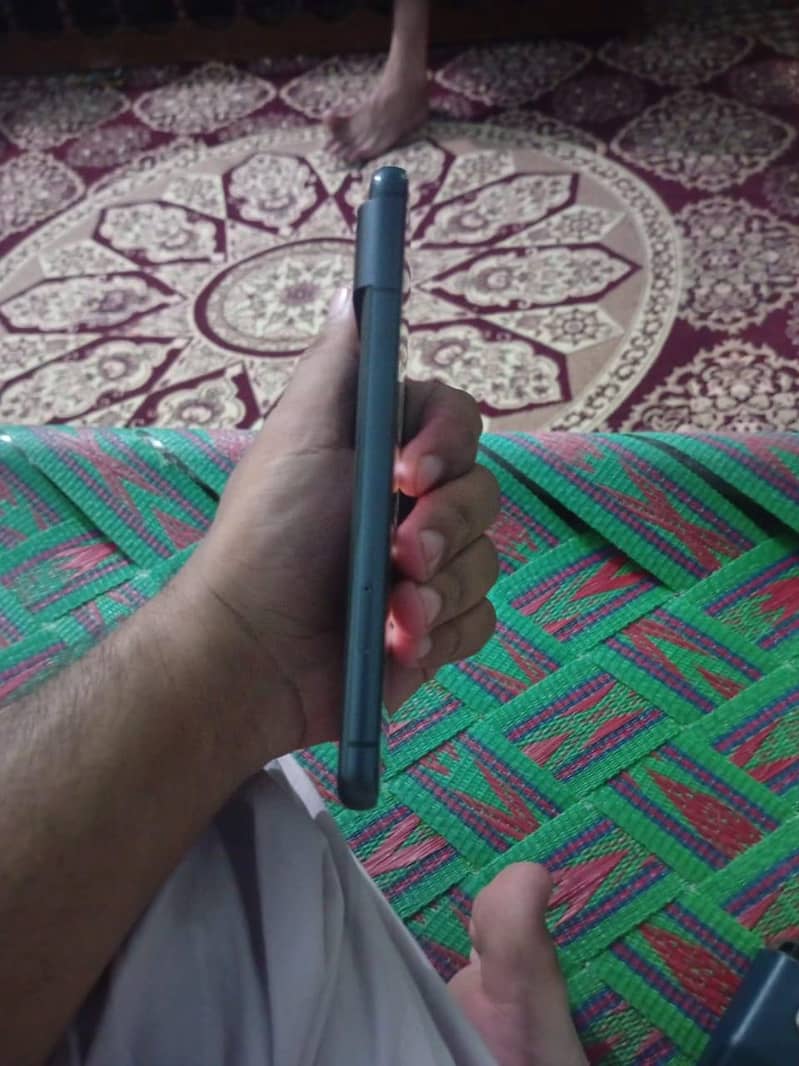 Google Pixel 8 3