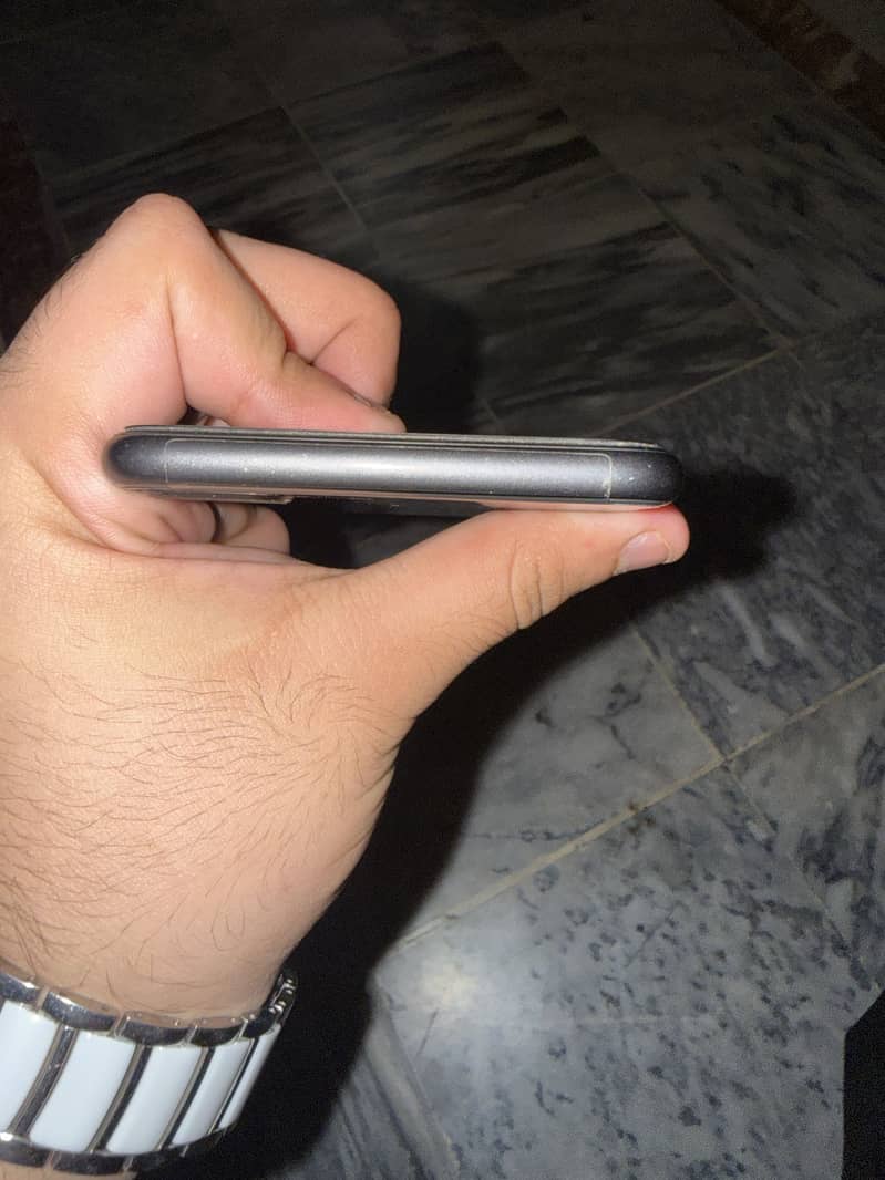 Apple iPhone 8 Plus 0