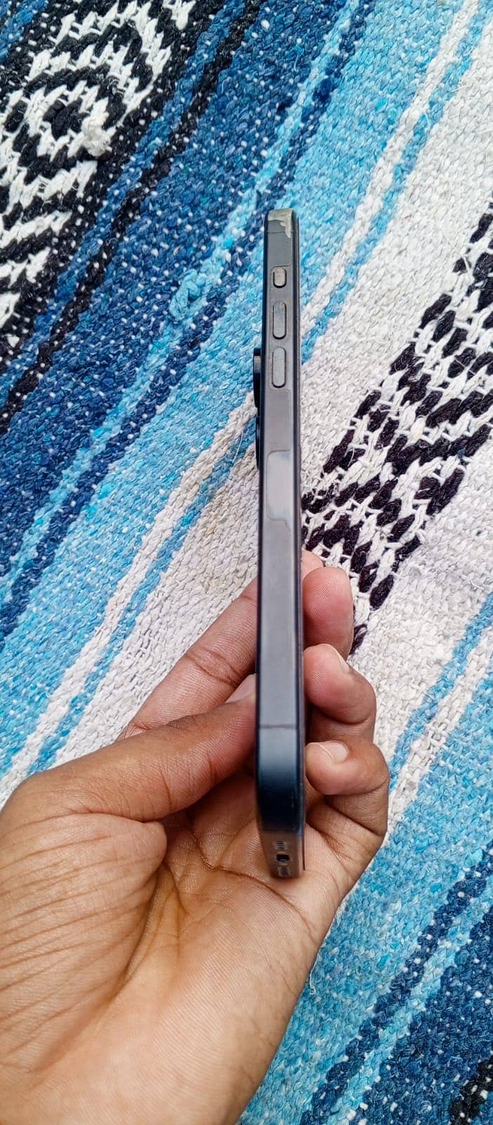 Apple iPhone 15 Pro Max 2