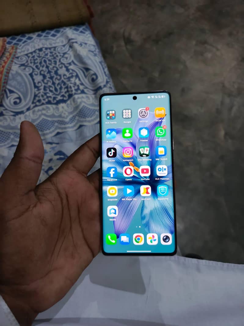Infinix Zero 40 0