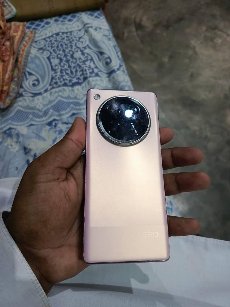 Infinix Zero 40 1