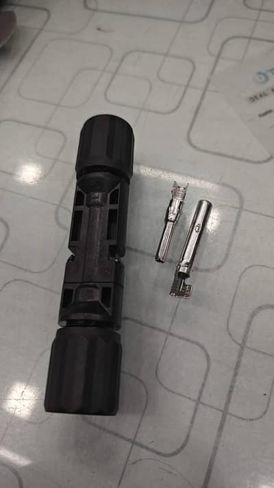 MC4 1000V , 1500V