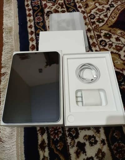 iPad Mini 7 ( A17 Pro ) 128GB With Full Box