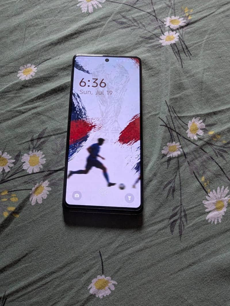 Tecno CAMON 30 1