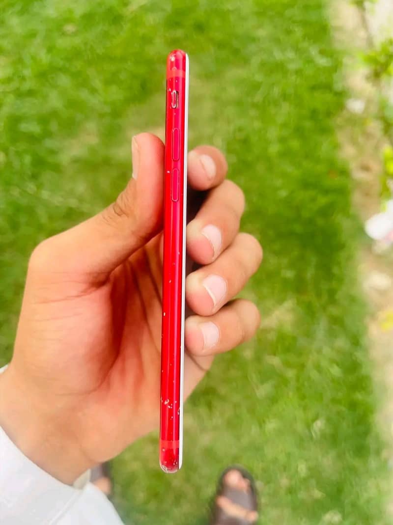 Apple iPhone 7 1