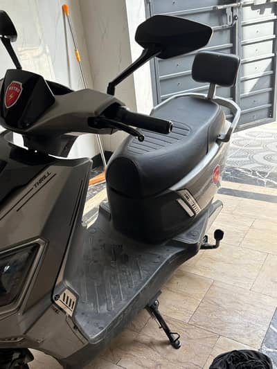 Metro scooty