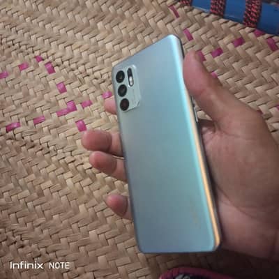 OPPO Reno6