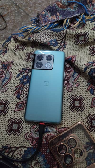 One Plus 10 Pro