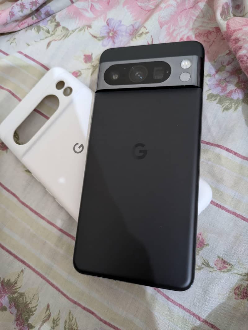 Google Pixel 8 Pro 0