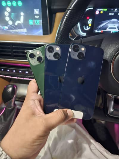Apple iPhone 13