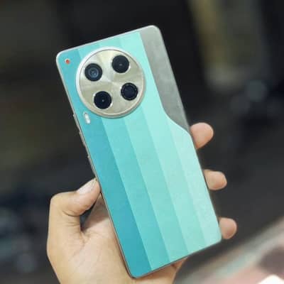 Tecno CAMON 30 Pro
