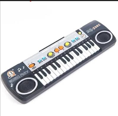 Kids Musical Keyboard Piano with Microphone | Brand New
