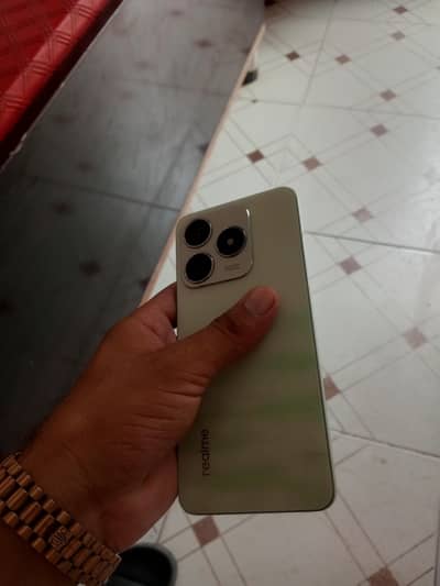 Realme C63