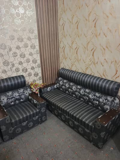 Sofa Set 6 Seater New condition