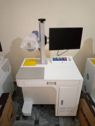 Fiber laser marking machine