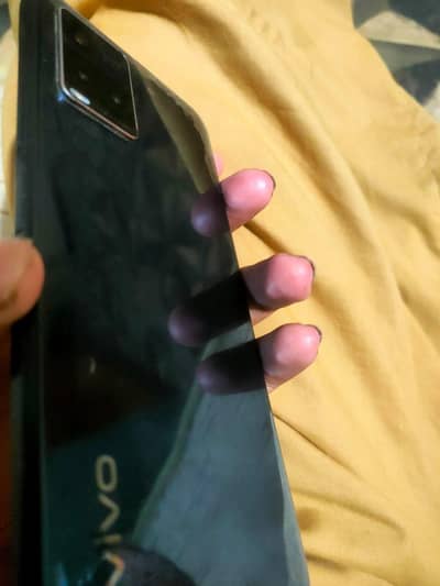 Vivo Y33s