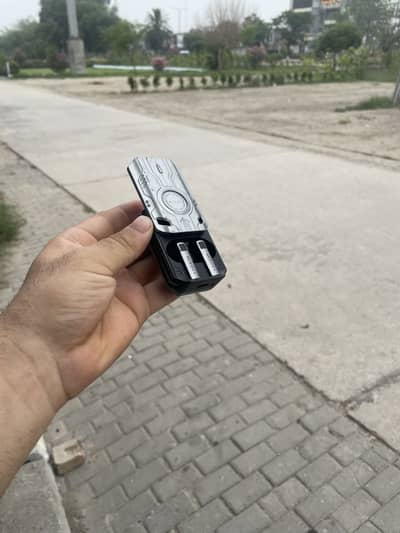 Ronin Dominator silver and black no box