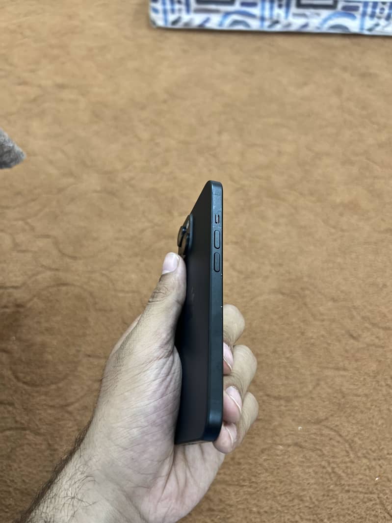 Iphone 15 3