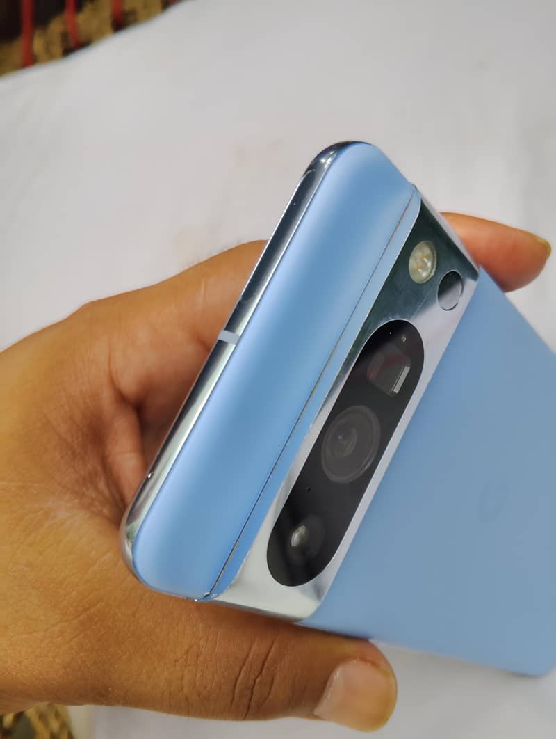 Google Pixel 8 Pro 1
