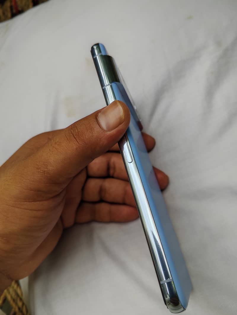 Google Pixel 8 Pro 4