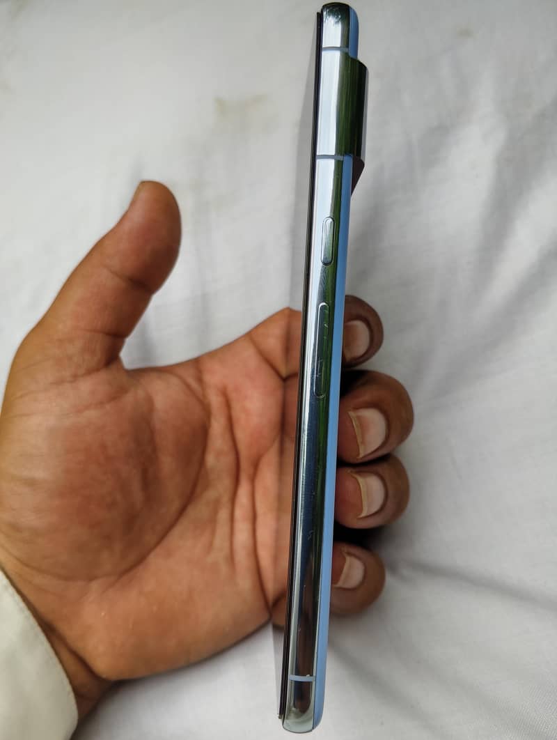 Google Pixel 8 Pro 5
