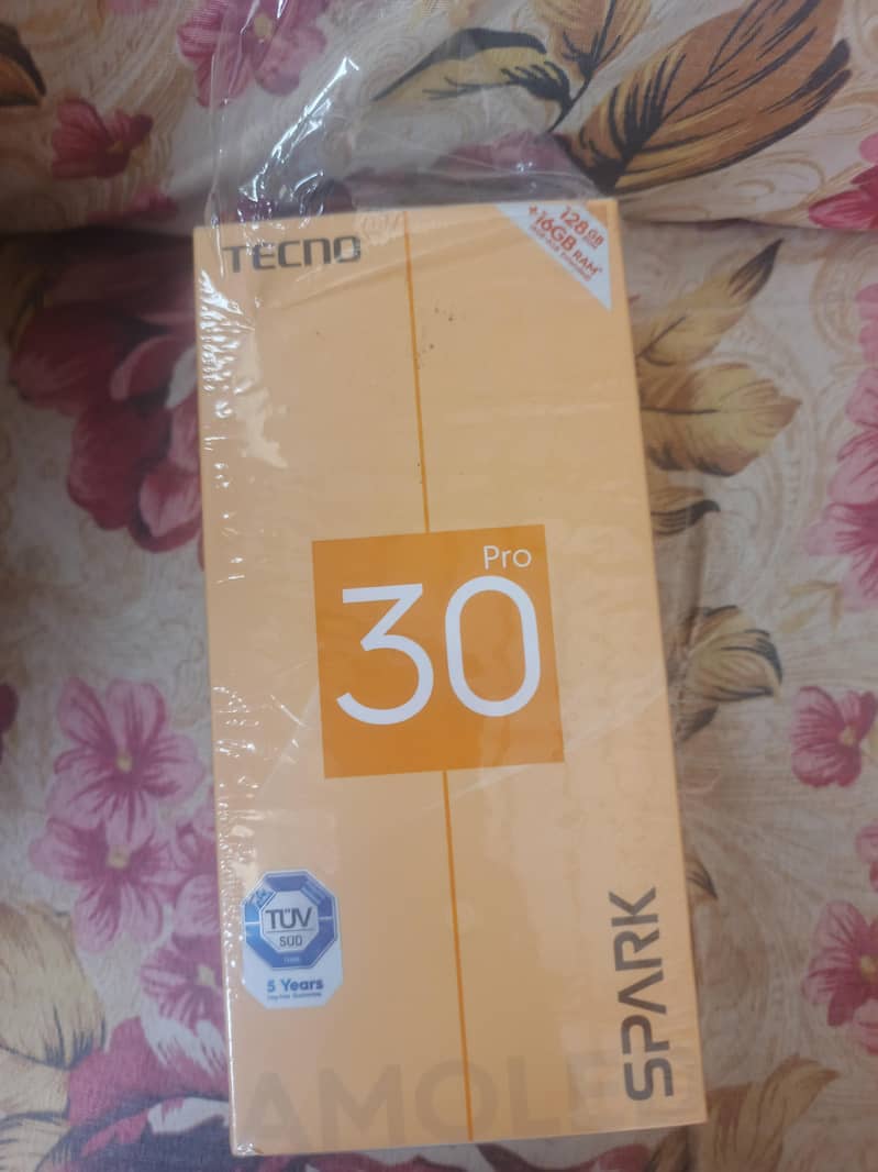 Techno sprack 30pro 1