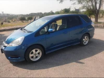 Honda Fit Shuttle Hybrid 1.3 2012