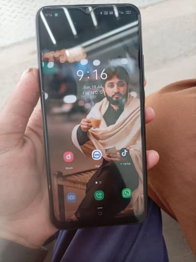 OPPO A16