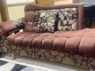 Dewan Sofa | Condition 9/10 | Urgent Selling